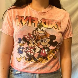 🐭Acid Wash Disney Characters Tee🐭